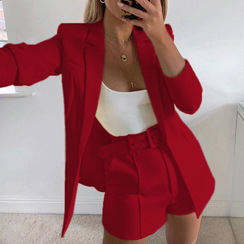 Ensemble Casual Plissé aux Épaules – Élégance Minimaliste & Tendance Décontractée