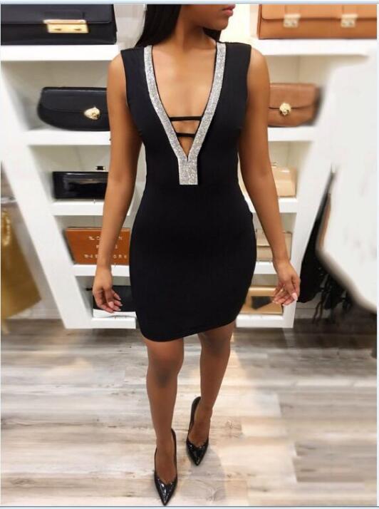 Robe Sexy Moulante à Col V Profond – Dos Nu, Évidée, Style Club Féminin
