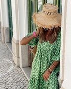 Robe Bohème Vintage d’Été – Col V & Imprimé Fleuri Élégant