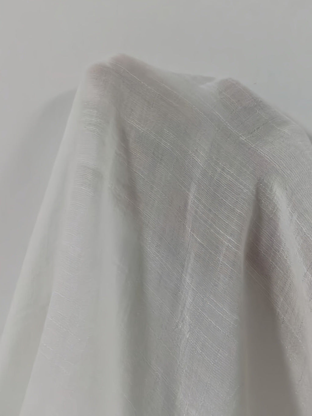 Robe Longue Fendue – Élégance Naturelle & Style Urbain