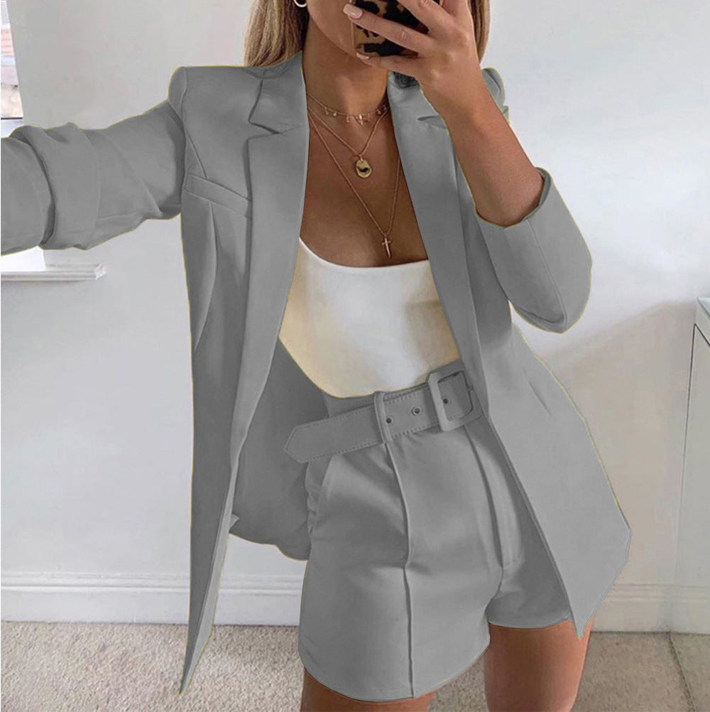 Ensemble Casual Plissé aux Épaules – Élégance Minimaliste & Tendance Décontractée