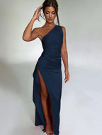 Robe Fendue Sexy à Une Épaule – Satin Uni, Dos Nu, Élégante et Moulante pour l’Été
