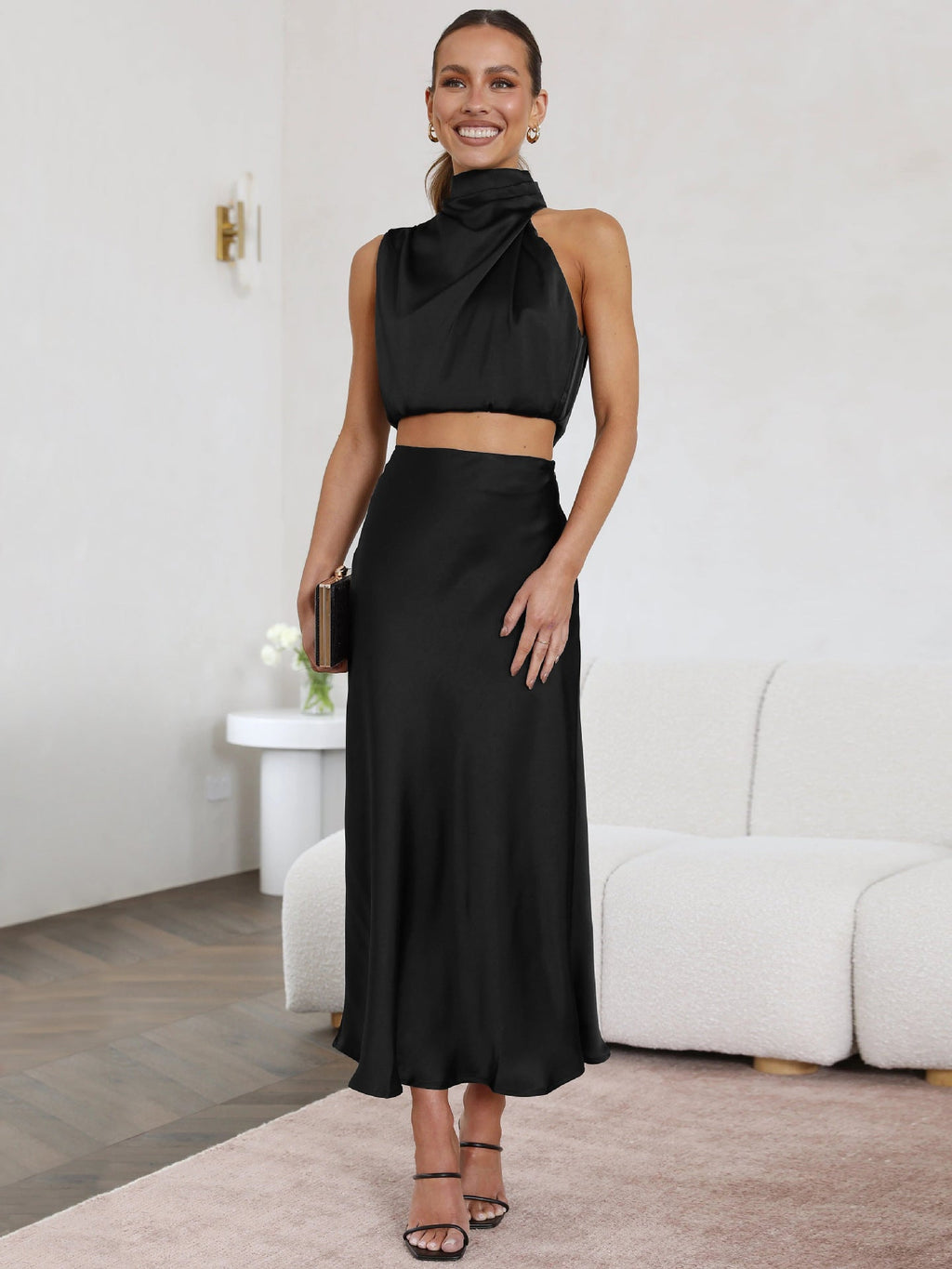 Ensemble Satiné Femme – Haut Ajusté & Jupe Élégante