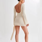 Robe Y2K sexy à dos nu avec manches longues – Tendance virale